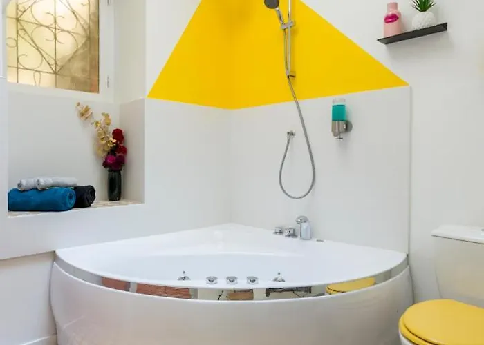 Apartment Relais Cocorico - Cocon Proche Tour Eiffel Avec Baignoire Balneo *